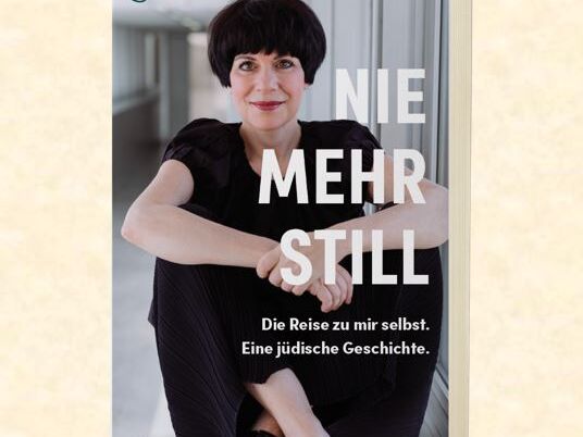 Cover: Nie mehr still
